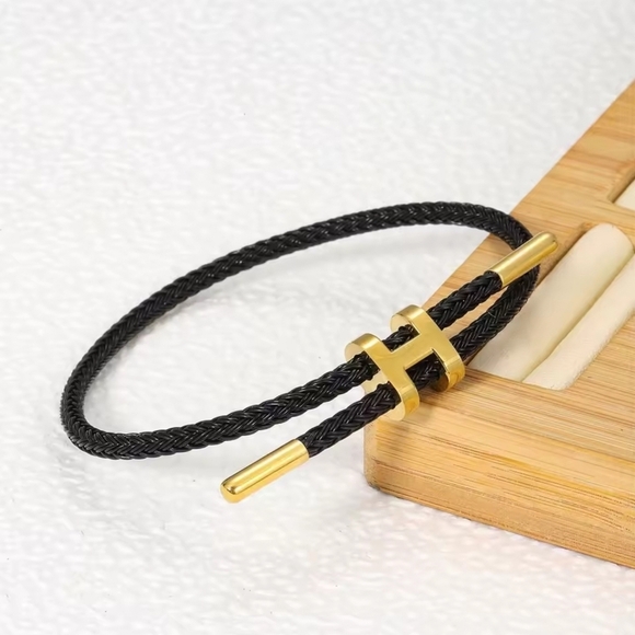 ✨ Black Braided Cable Bracelet with Gold-Tone Accents ✨ - Picture 3 of 5